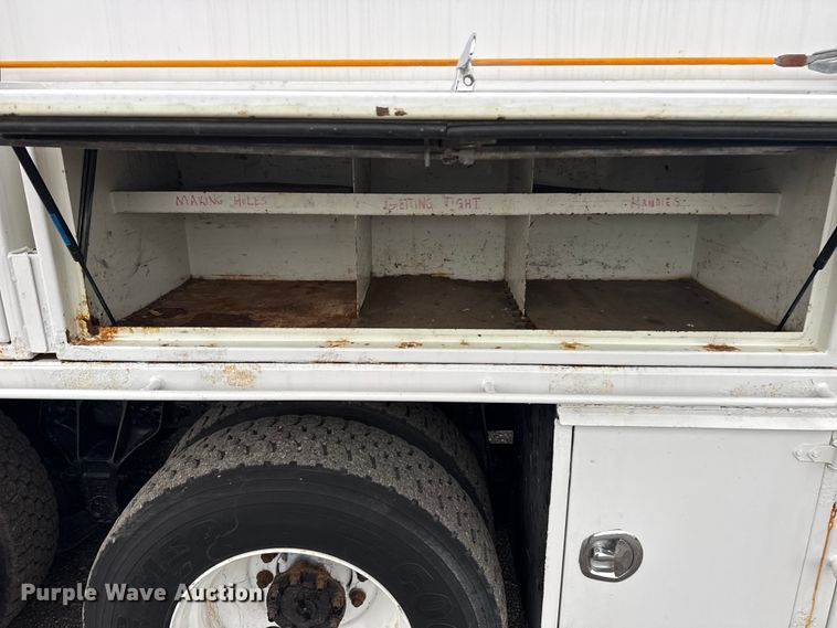 image for item EG8849 2010 International 7500 Crew Cab crane truck