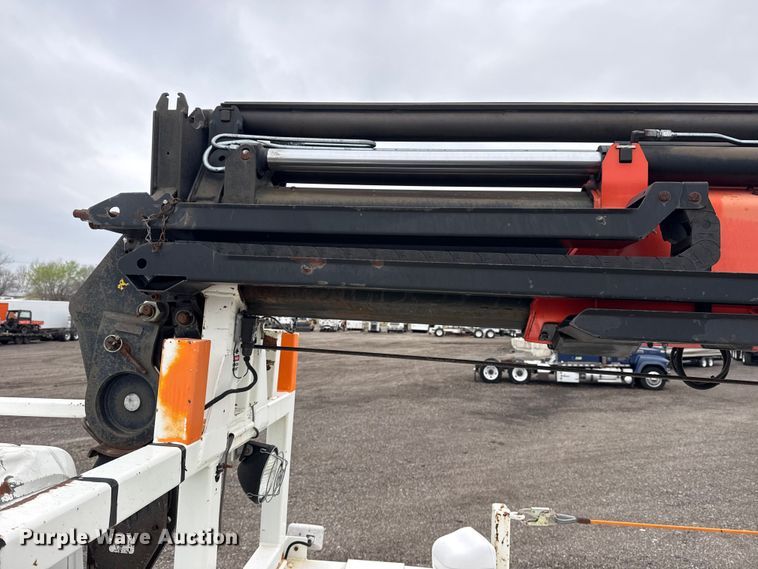 image for item EG8849 2010 International 7500 Crew Cab crane truck