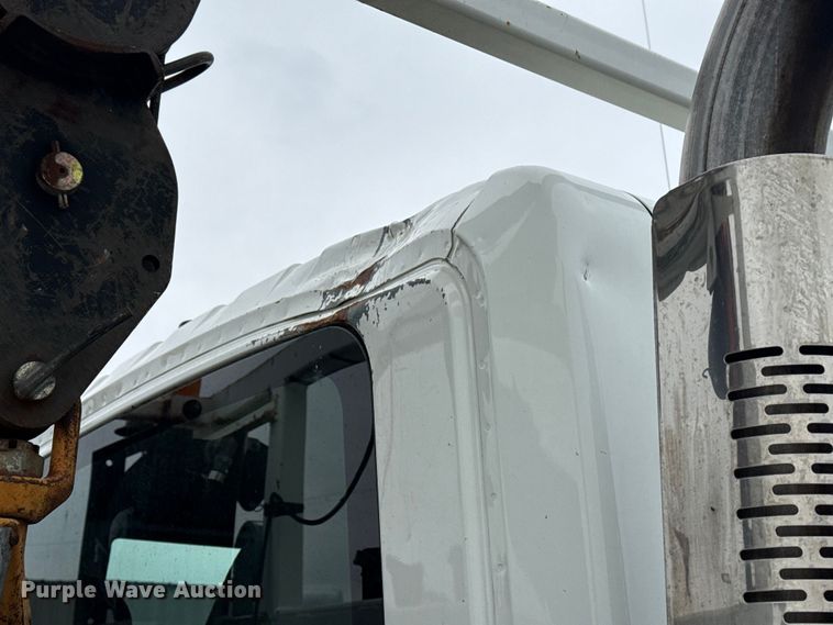 image for item EG8849 2010 International 7500 Crew Cab crane truck