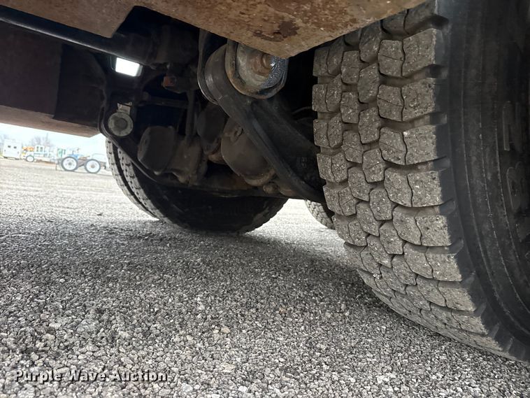 image for item EG8849 2010 International 7500 Crew Cab crane truck