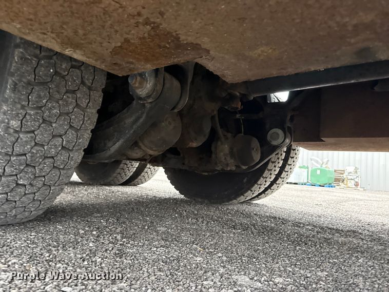 image for item EG8849 2010 International 7500 Crew Cab crane truck