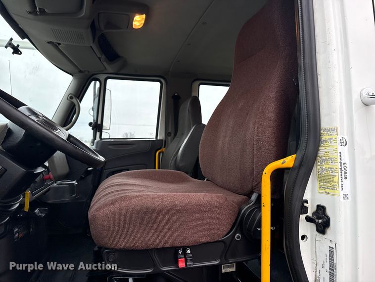 image for item EG8849 2010 International 7500 Crew Cab crane truck