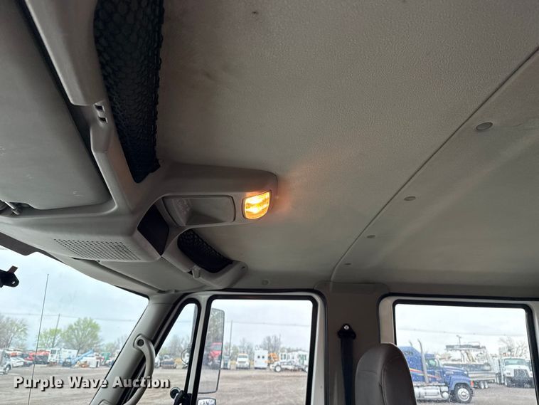 image for item EG8849 2010 International 7500 Crew Cab crane truck