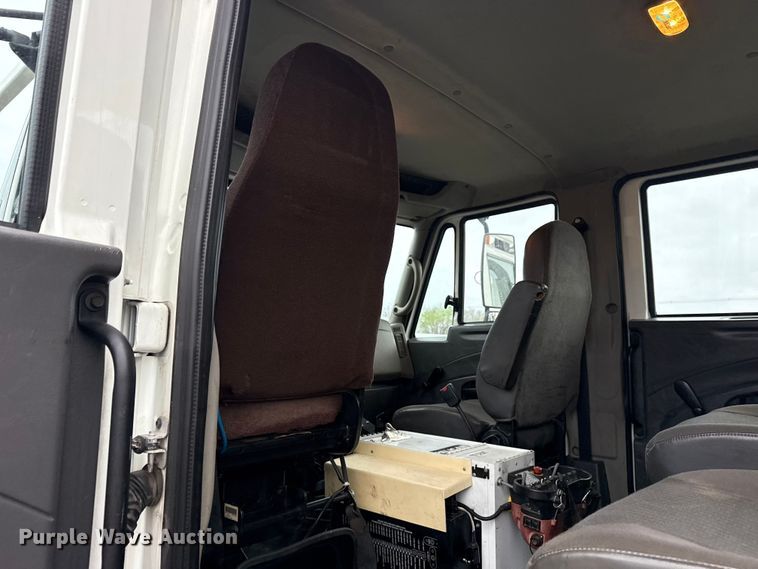 image for item EG8849 2010 International 7500 Crew Cab crane truck