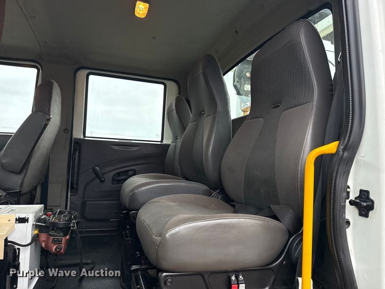 image for item EG8849 2010 International 7500 Crew Cab crane truck