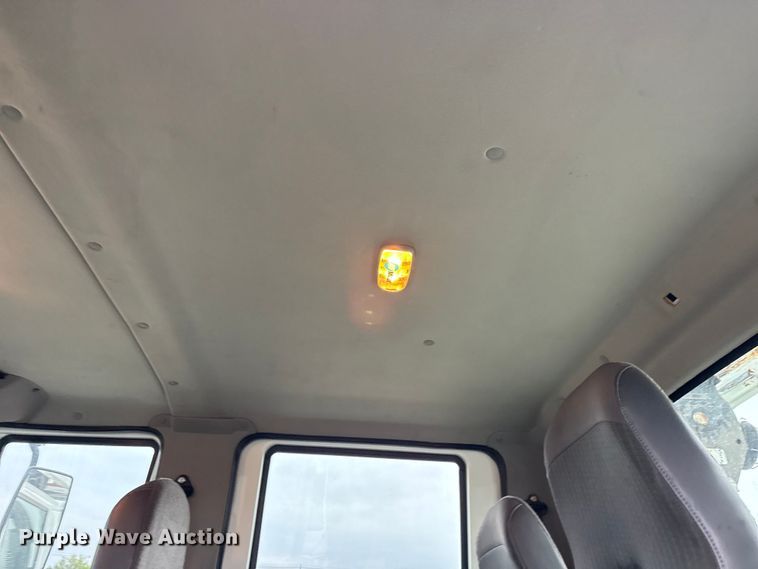 image for item EG8849 2010 International 7500 Crew Cab crane truck