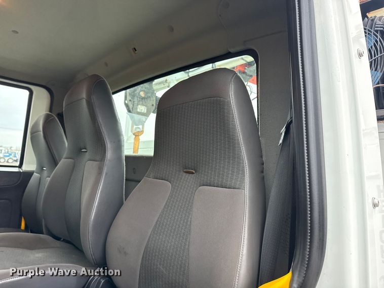 image for item EG8849 2010 International 7500 Crew Cab crane truck