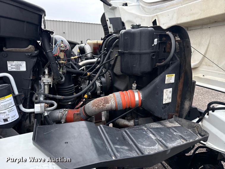 image for item EG8849 2010 International 7500 Crew Cab crane truck