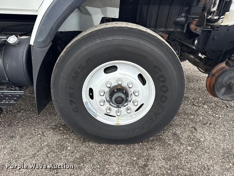 image for item EG8849 2010 International 7500 Crew Cab crane truck