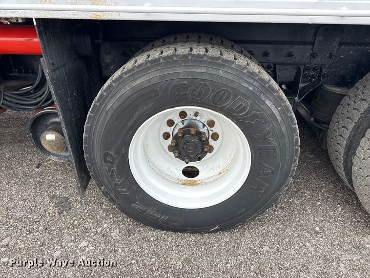 image for item EG8849 2010 International 7500 Crew Cab crane truck