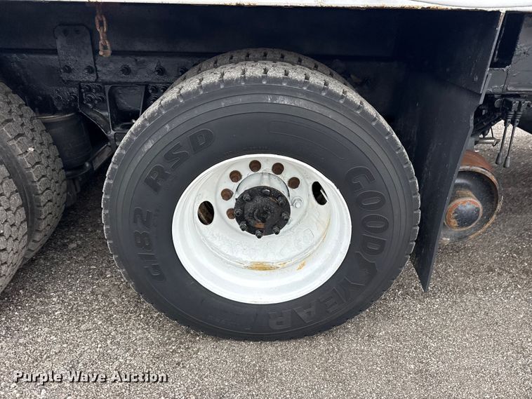 image for item EG8849 2010 International 7500 Crew Cab crane truck