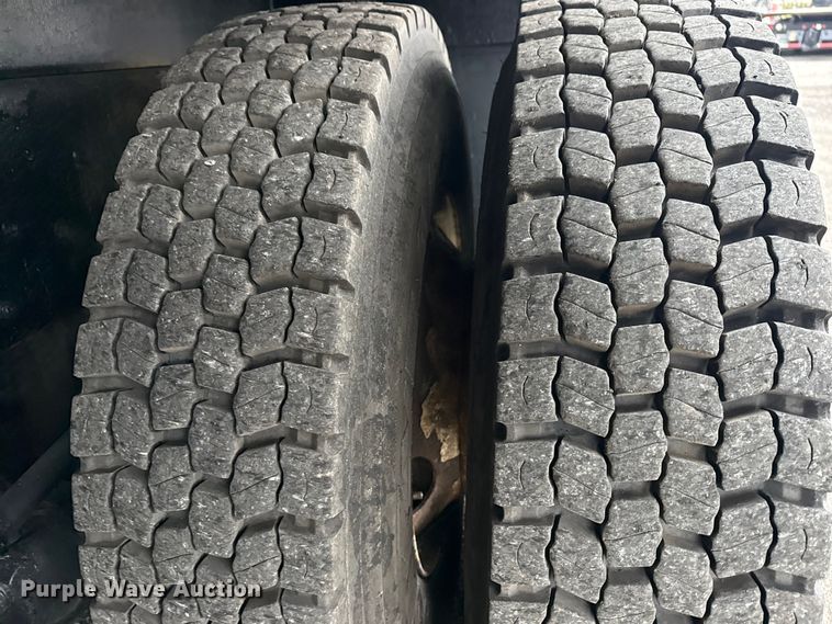 image for item EG8849 2010 International 7500 Crew Cab crane truck