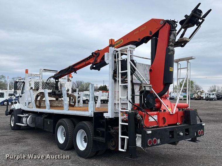 image for item EG8851 2015 Freightliner 114SD crane truck