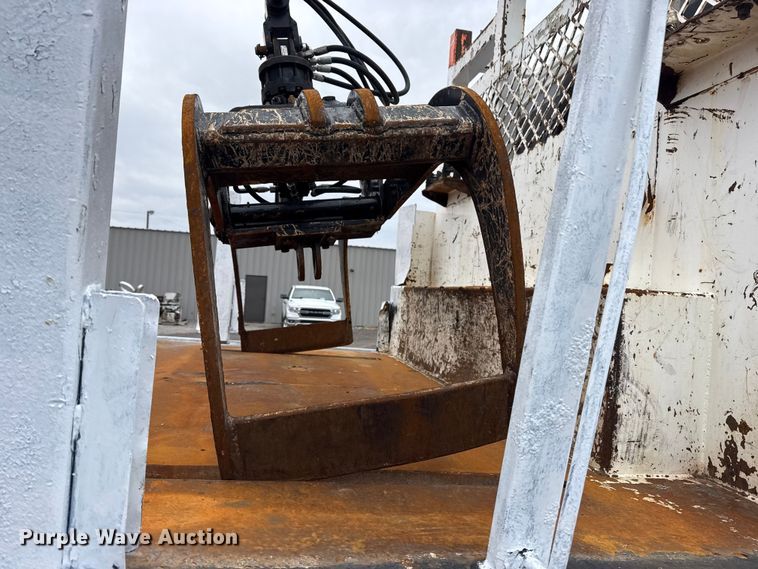 image for item EG8851 2015 Freightliner 114SD crane truck