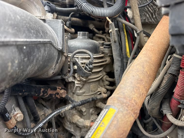 image for item EG8851 2015 Freightliner 114SD crane truck