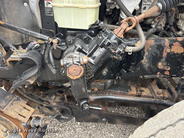 image for item EG8851 2015 Freightliner 114SD crane truck