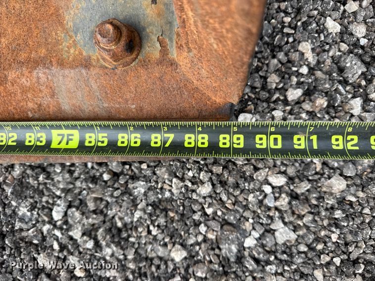 image for item EG8852 2015 Caterpillar 420F2IT backhoe