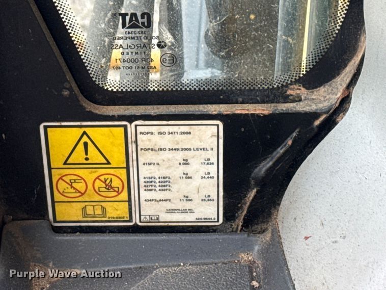 image for item EG8852 2015 Caterpillar 420F2IT backhoe