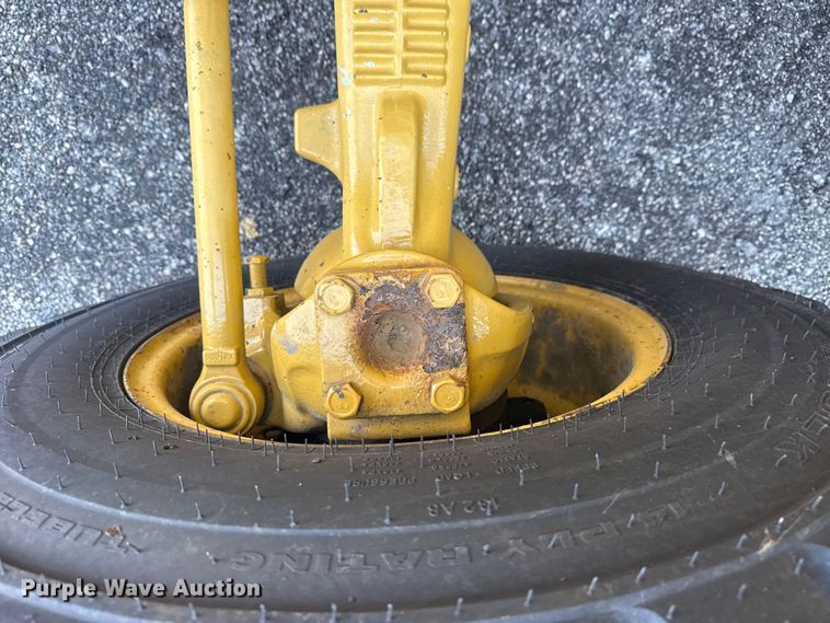 image for item EG8852 2015 Caterpillar 420F2IT backhoe