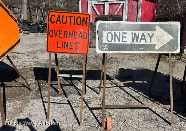 image for item EK2585 Road safety equipment