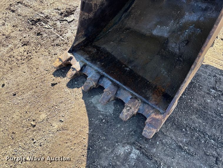 image for item EM5020 1984 Case 1080 excavator