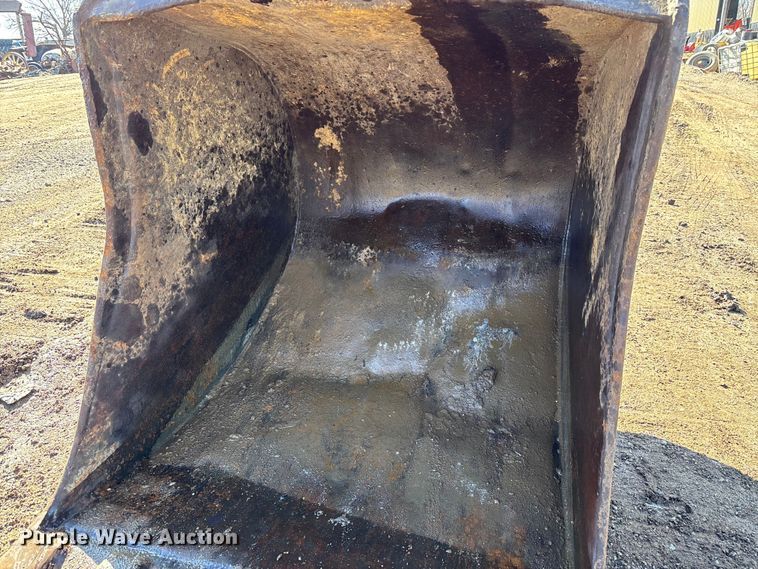 image for item EM5020 1984 Case 1080 excavator