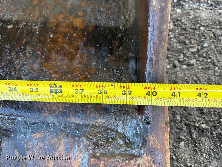 image for item EM5020 1984 Case 1080 excavator