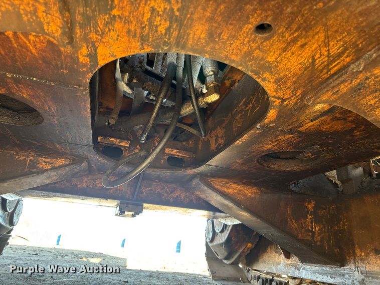 image for item EM5020 1984 Case 1080 excavator