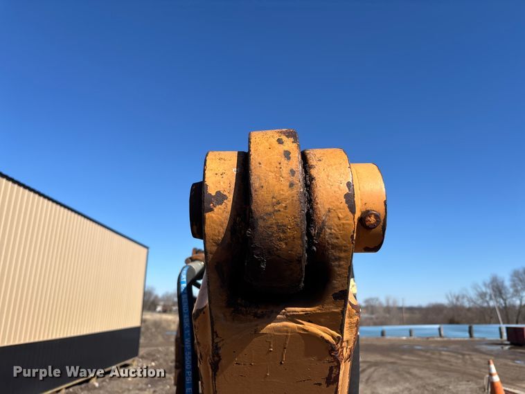 image for item EM5020 1984 Case 1080 excavator