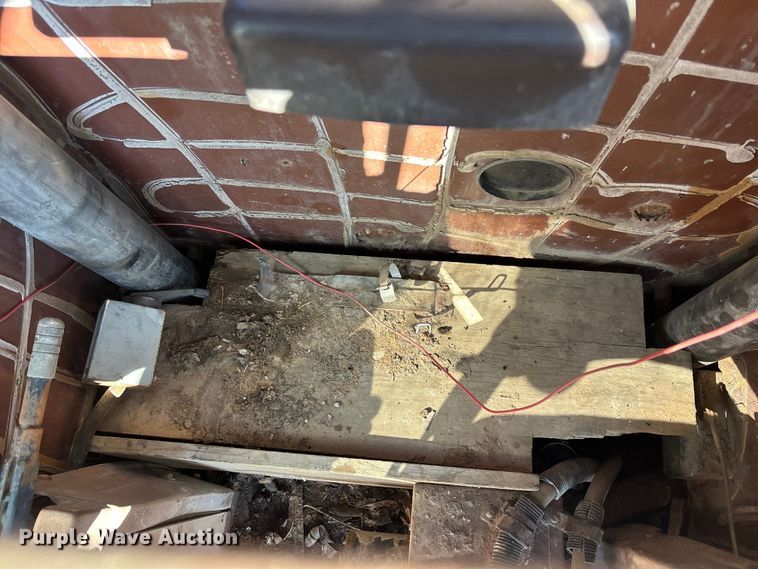 image for item EM5020 1984 Case 1080 excavator