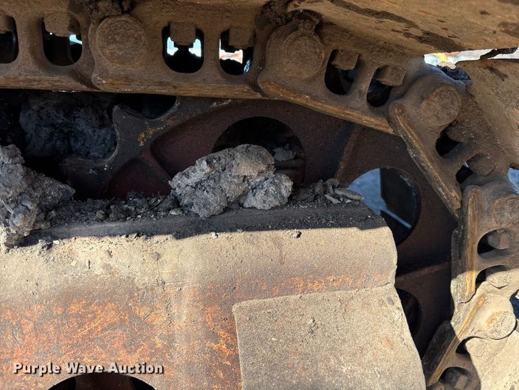 image for item EM5020 1984 Case 1080 excavator