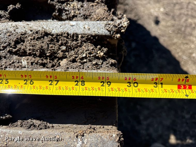 image for item EM5020 1984 Case 1080 excavator