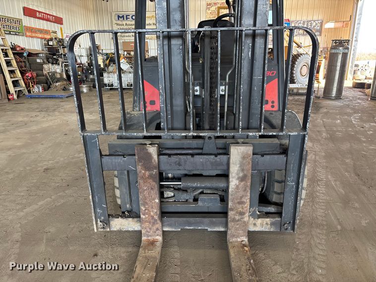 image for item EM5021 Linde H30T forklift