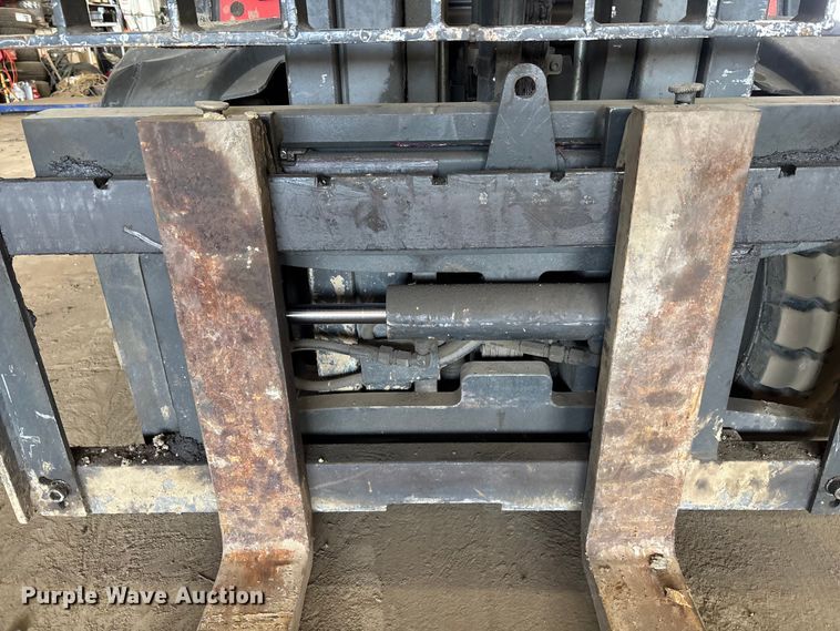 image for item EM5021 Linde H30T forklift