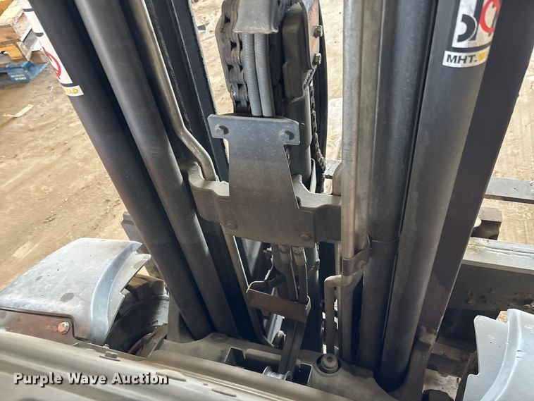 image for item EM5021 Linde H30T forklift