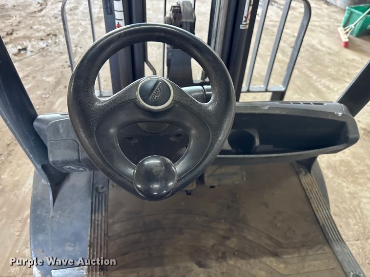 image for item EM5021 Linde H30T forklift