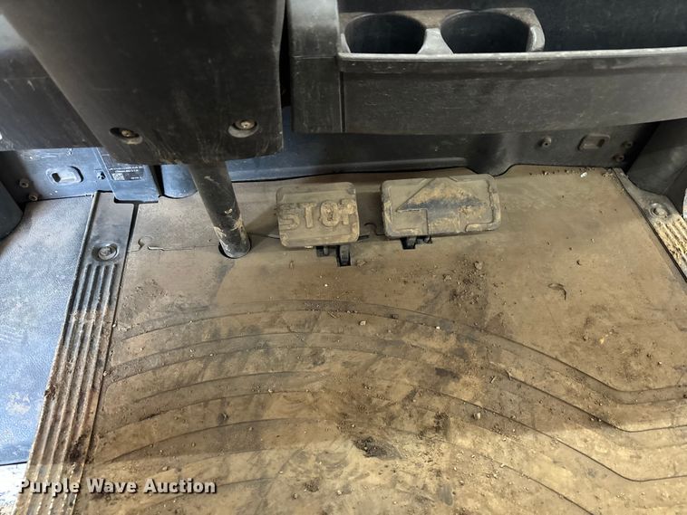 image for item EM5021 Linde H30T forklift