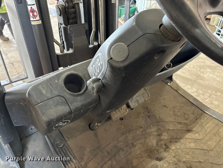 image for item EM5021 Linde H30T forklift