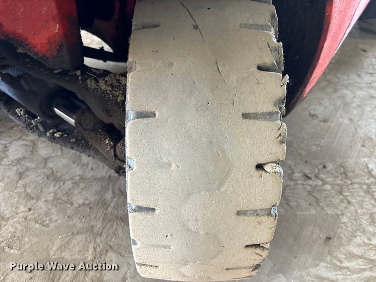 image for item EM5021 Linde H30T forklift