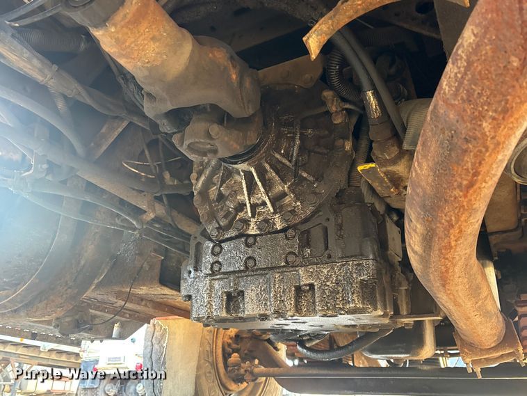 image for item EM5022 1998 International 4900 dump truck