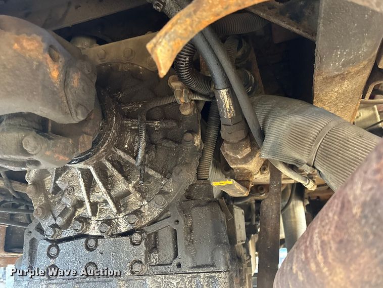 image for item EM5022 1998 International 4900 dump truck