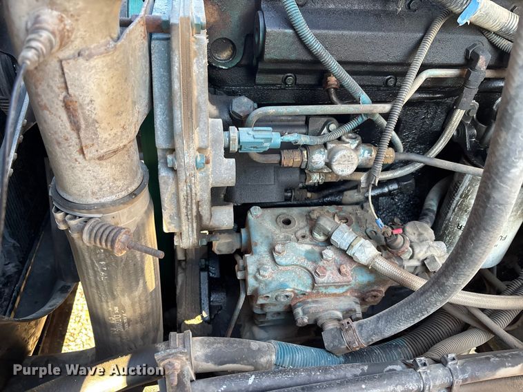 image for item EM5022 1998 International 4900 dump truck