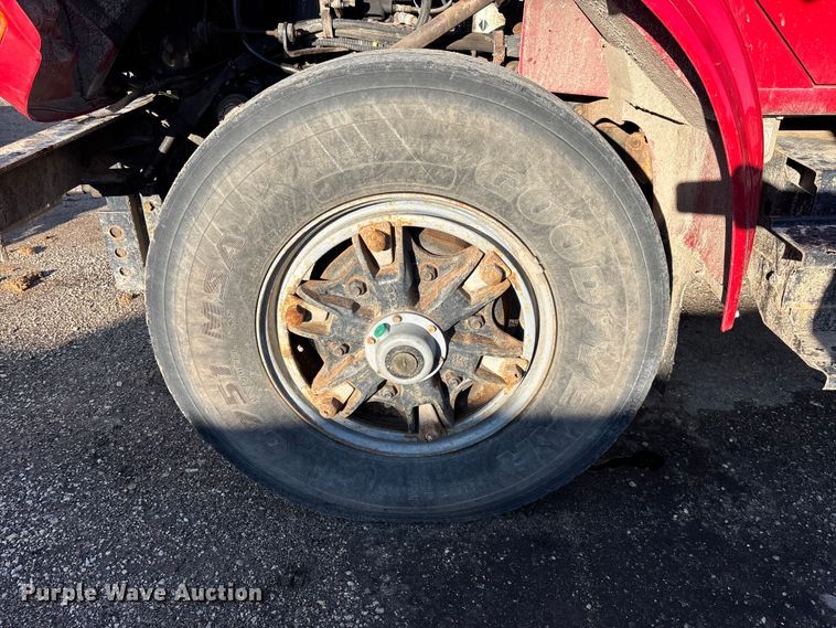 image for item EM5022 1998 International 4900 dump truck