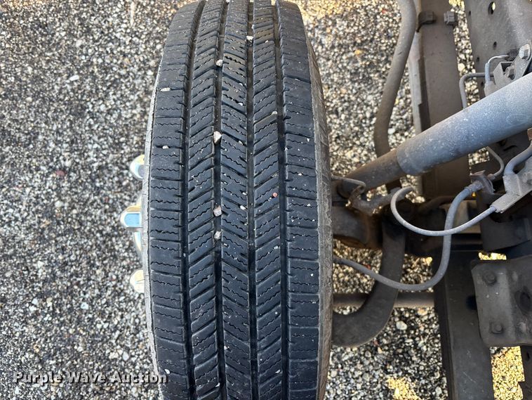 image for item EM5023 2002 GMC W4500 dump flatbed truck