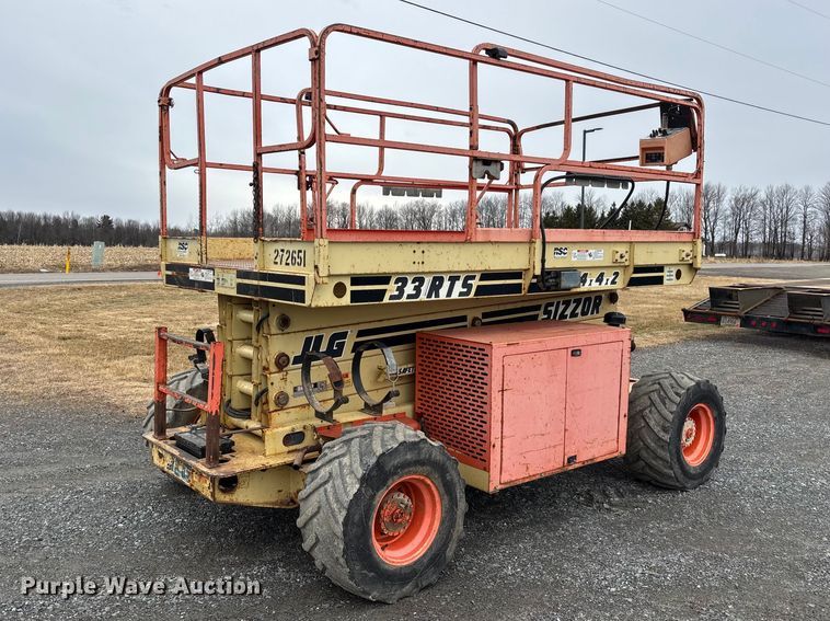 image for item EM5028 1999 JLG 33RTS scissor lift