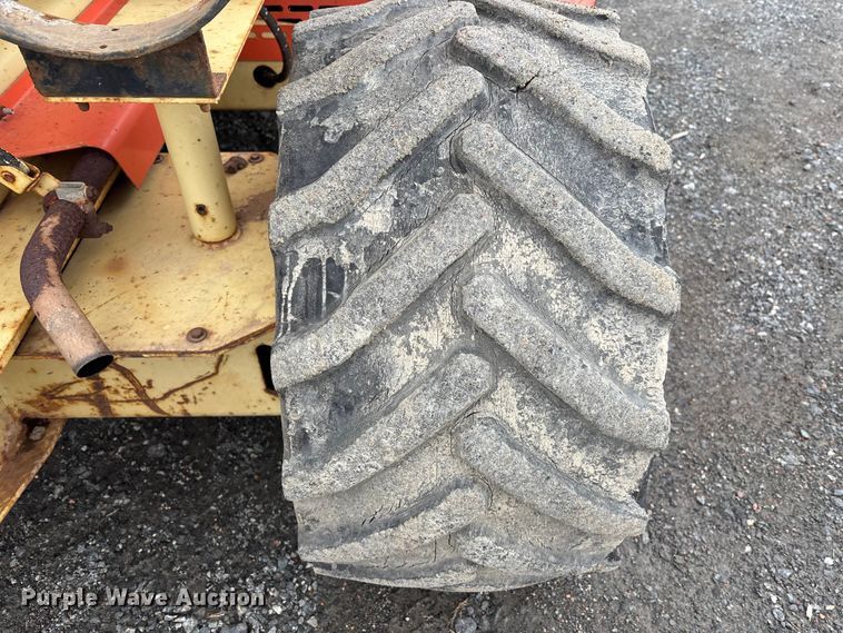 image for item EM5028 1999 JLG 33RTS scissor lift