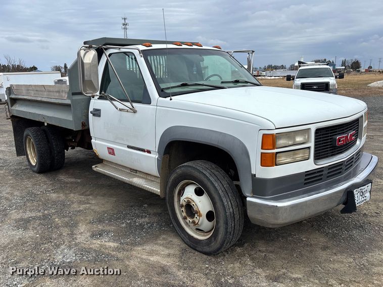 image for item EM5029 2000 GMC Sierra C3500 dump bed pickup truck
