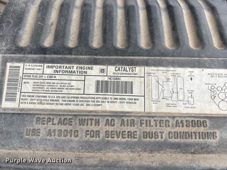image for item EM5029 2000 GMC Sierra C3500 dump bed pickup truck
