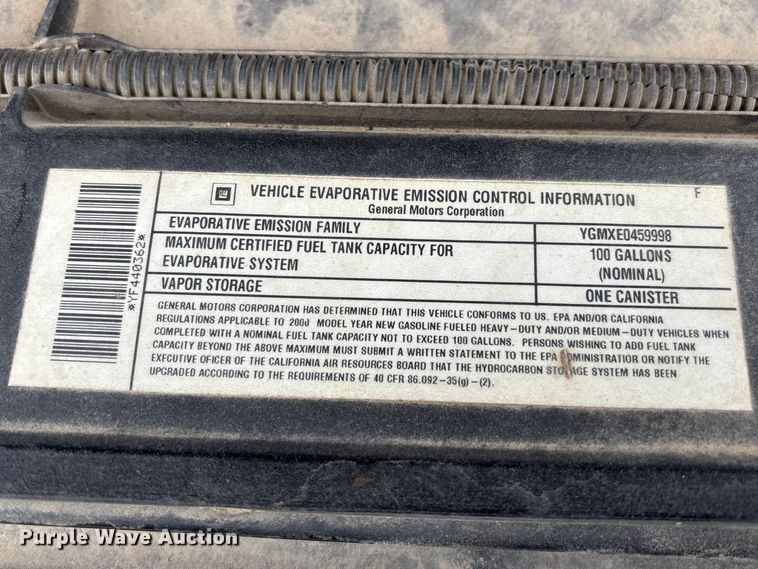 image for item EM5029 2000 GMC Sierra C3500 dump bed pickup truck