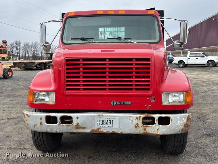 image for item EM5038 2000 International 4700 dump truck